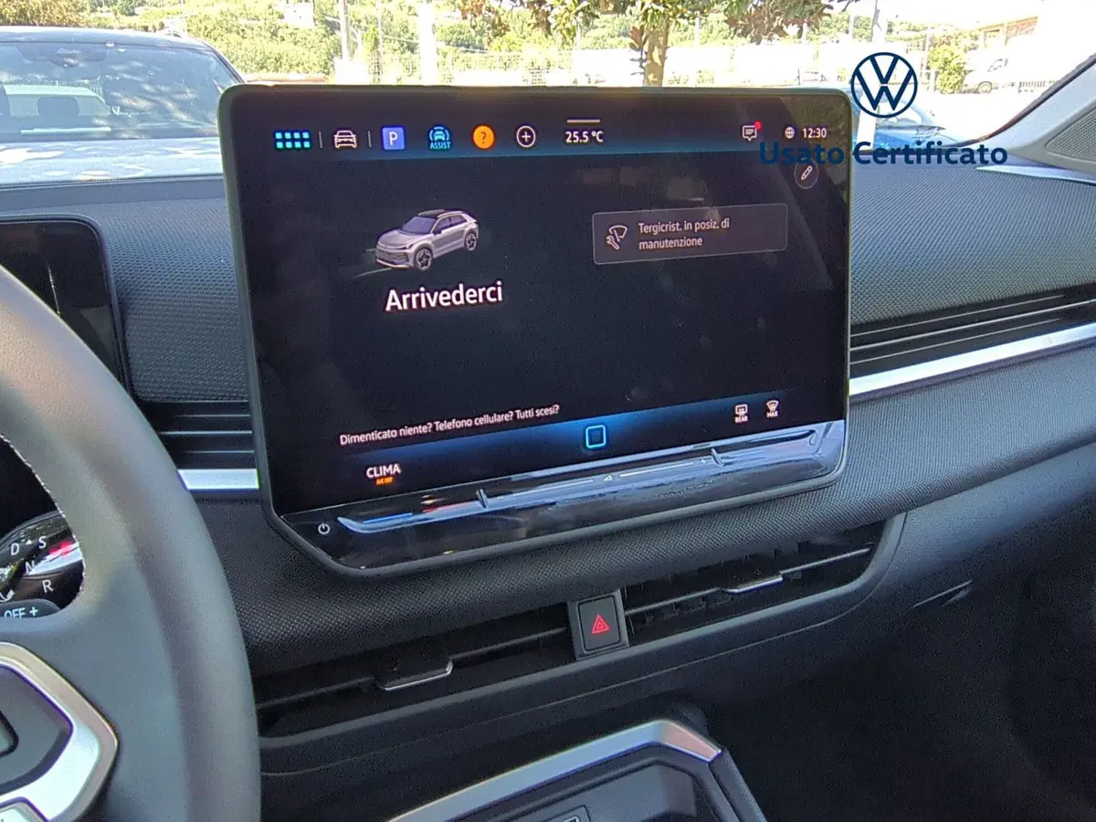 Volkswagen T-Roc nuova a Benevento (13)