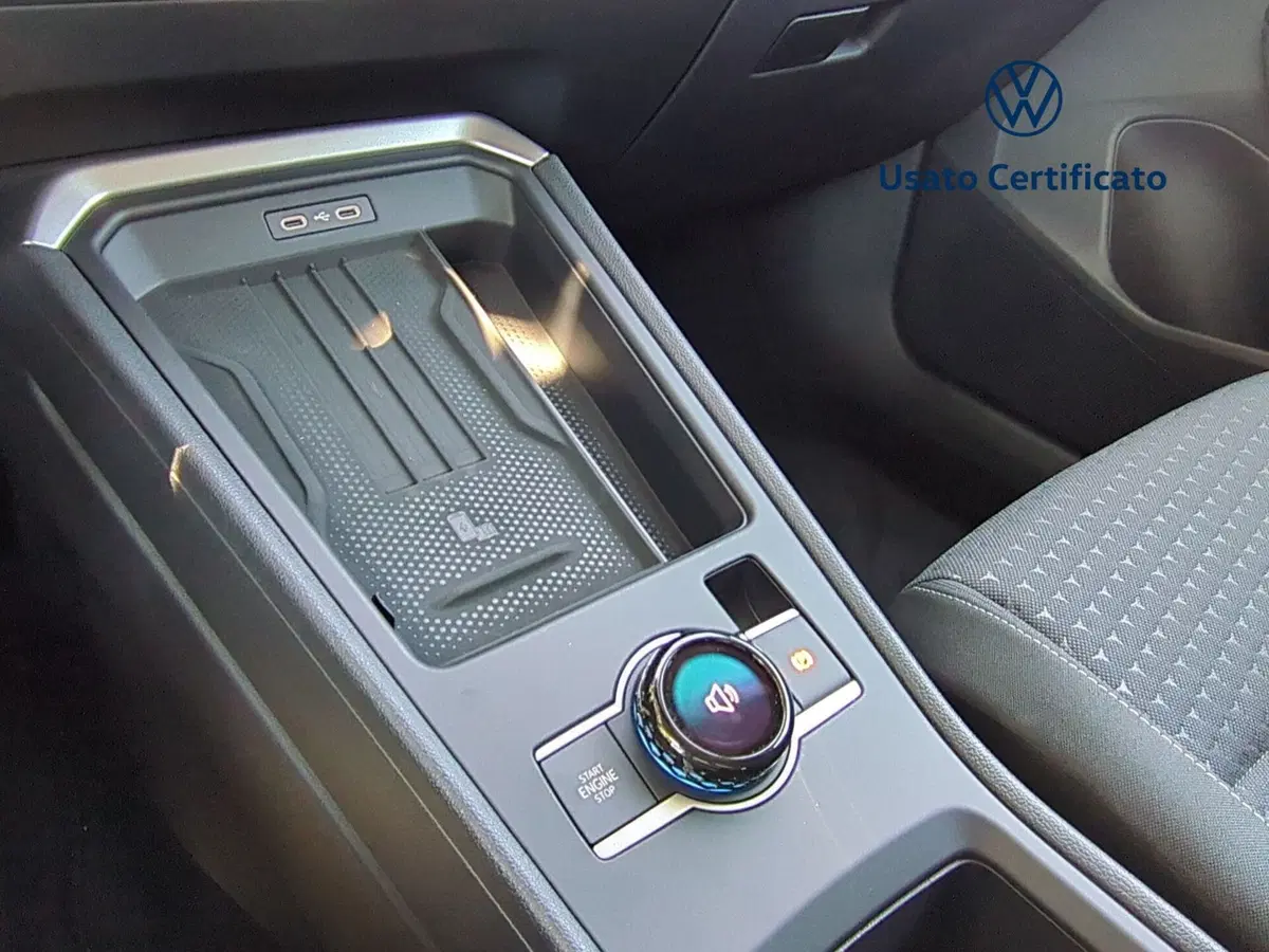 Volkswagen T-Roc nuova a Benevento (19)