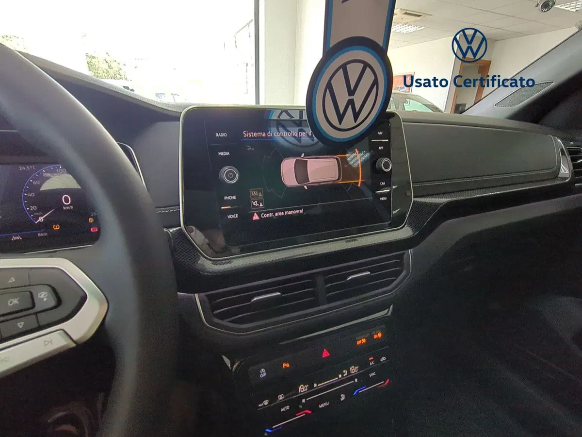Volkswagen T-Cross nuova a Benevento (16)