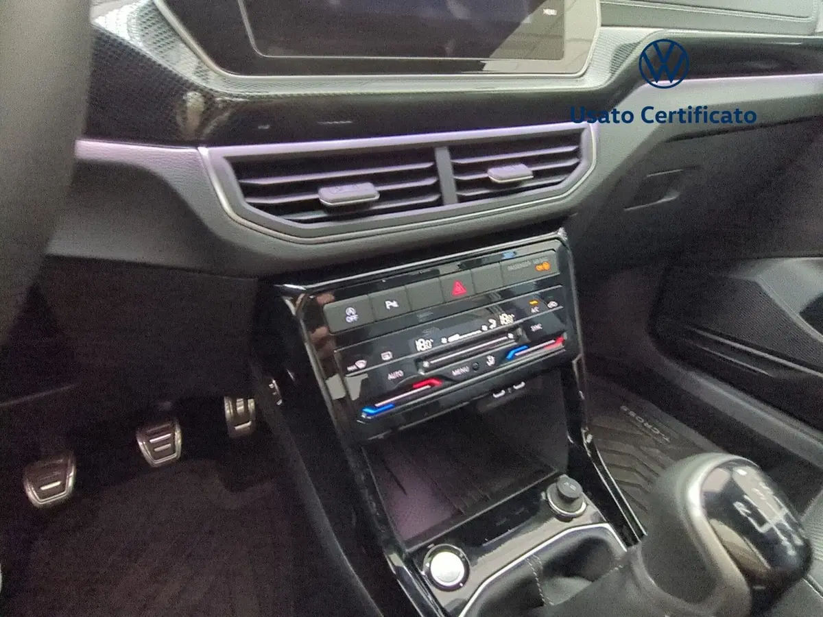 Volkswagen T-Cross nuova a Benevento (20)