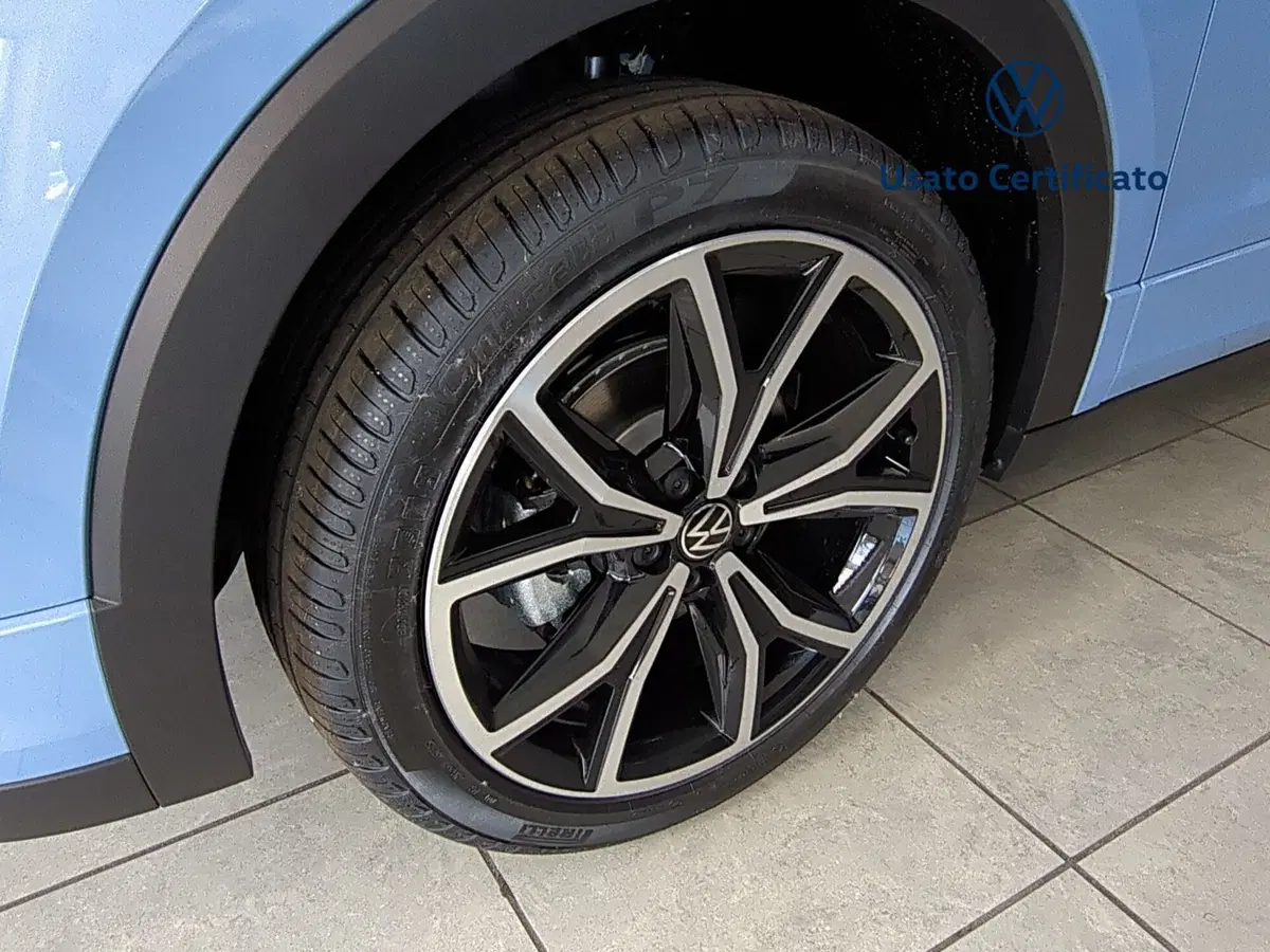 Volkswagen T-Cross nuova a Benevento (9)