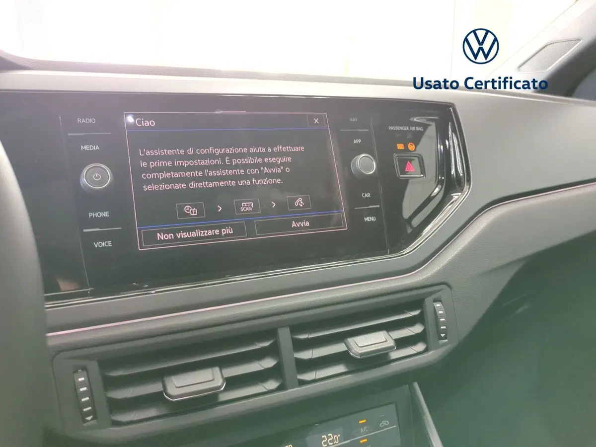 Volkswagen Taigo nuova a Avellino (17)