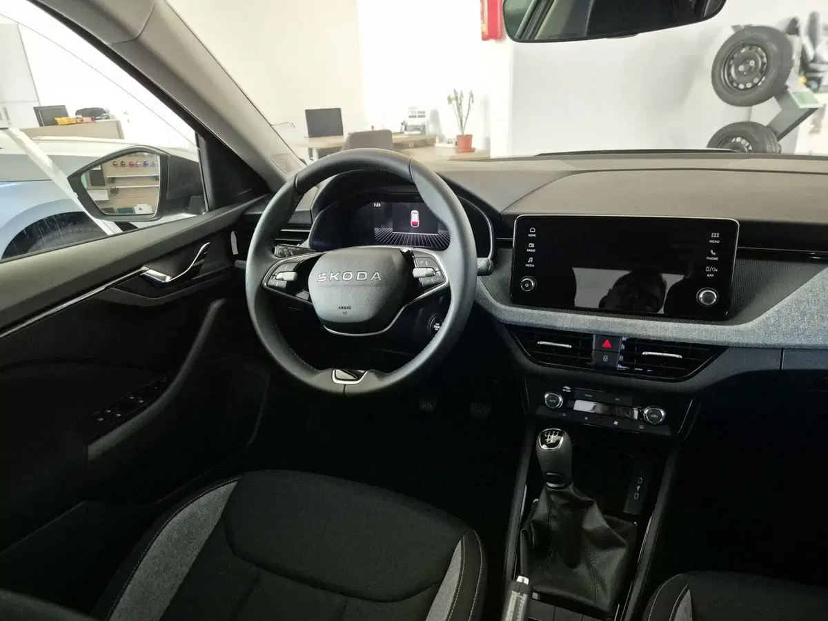 Skoda Kamiq nuova a Torino (9)