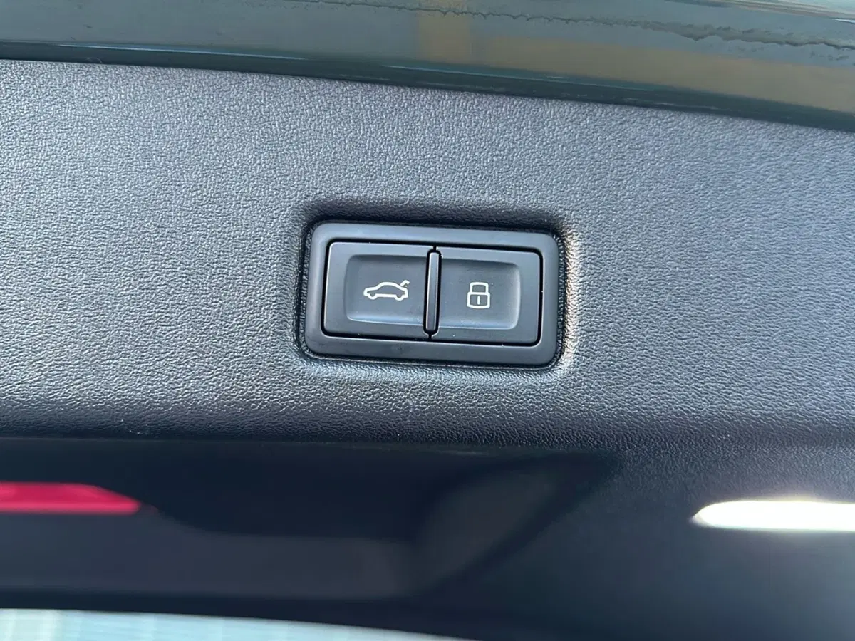 Audi Q5 Sportback usata a Napoli (13)