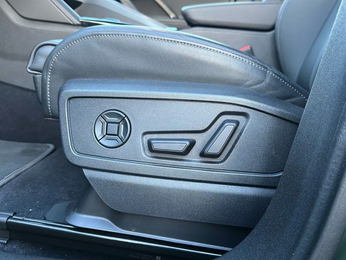 Audi Q5 Sportback usata a Napoli (15)