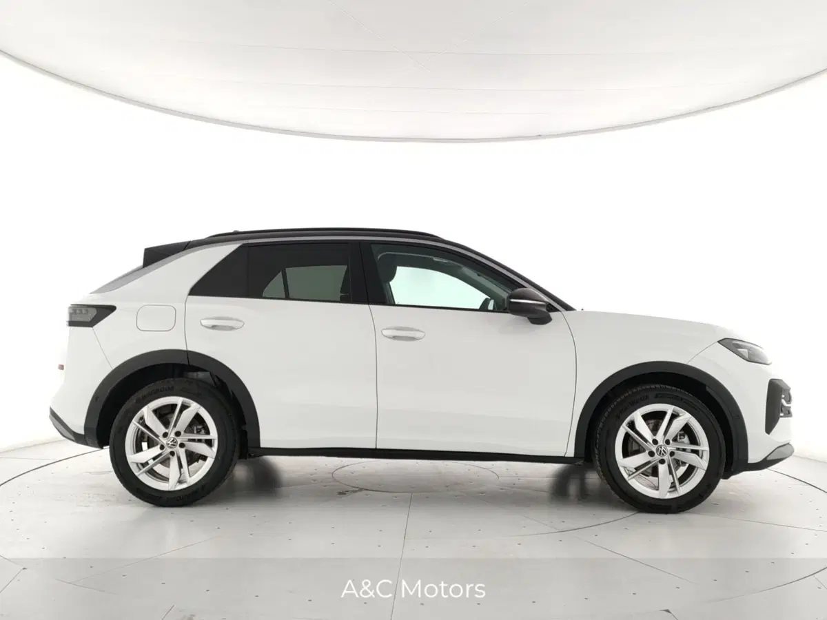 Volkswagen T-Roc nuova a Napoli (3)