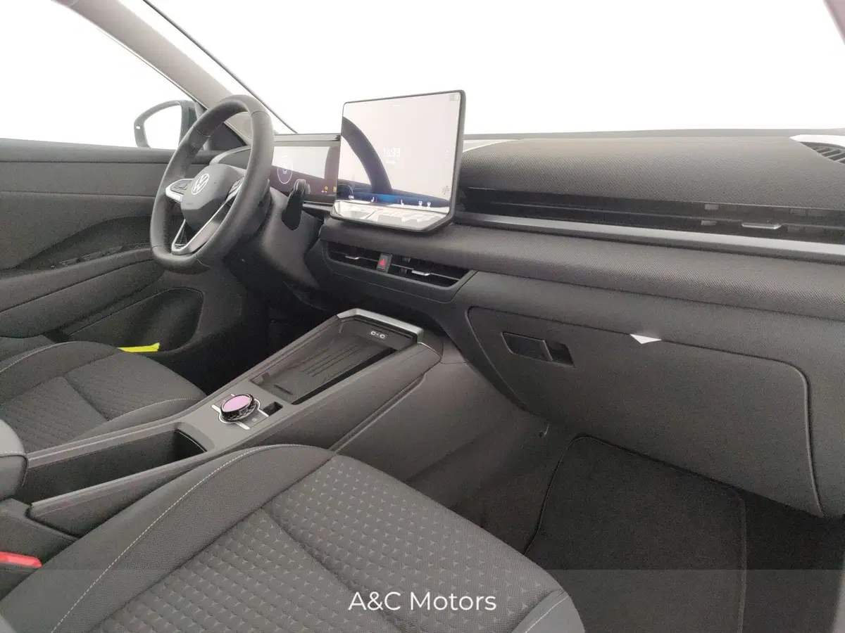 Volkswagen T-Roc nuova a Napoli (6)