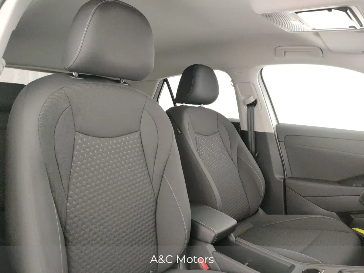 Volkswagen T-Roc nuova a Napoli (8)