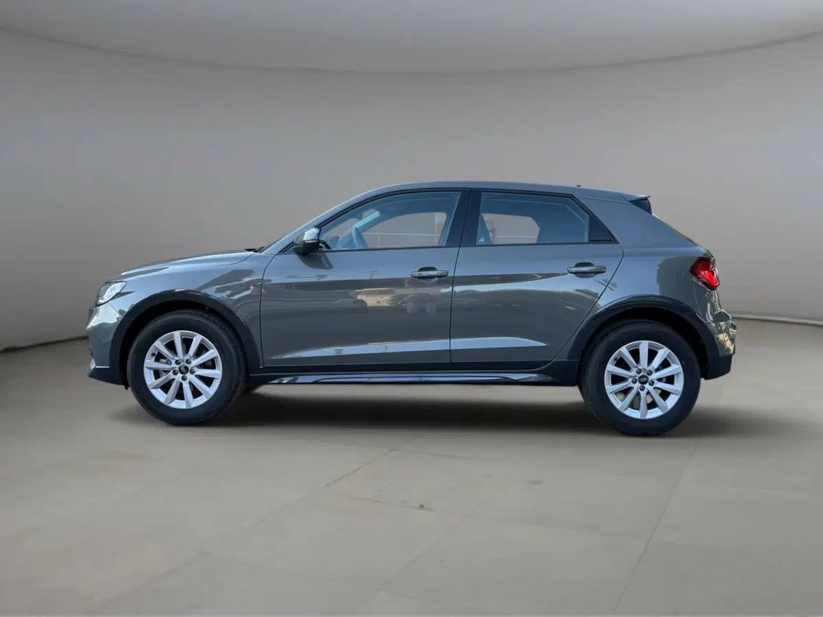 Audi A1 allstreet usata a Palermo (3)