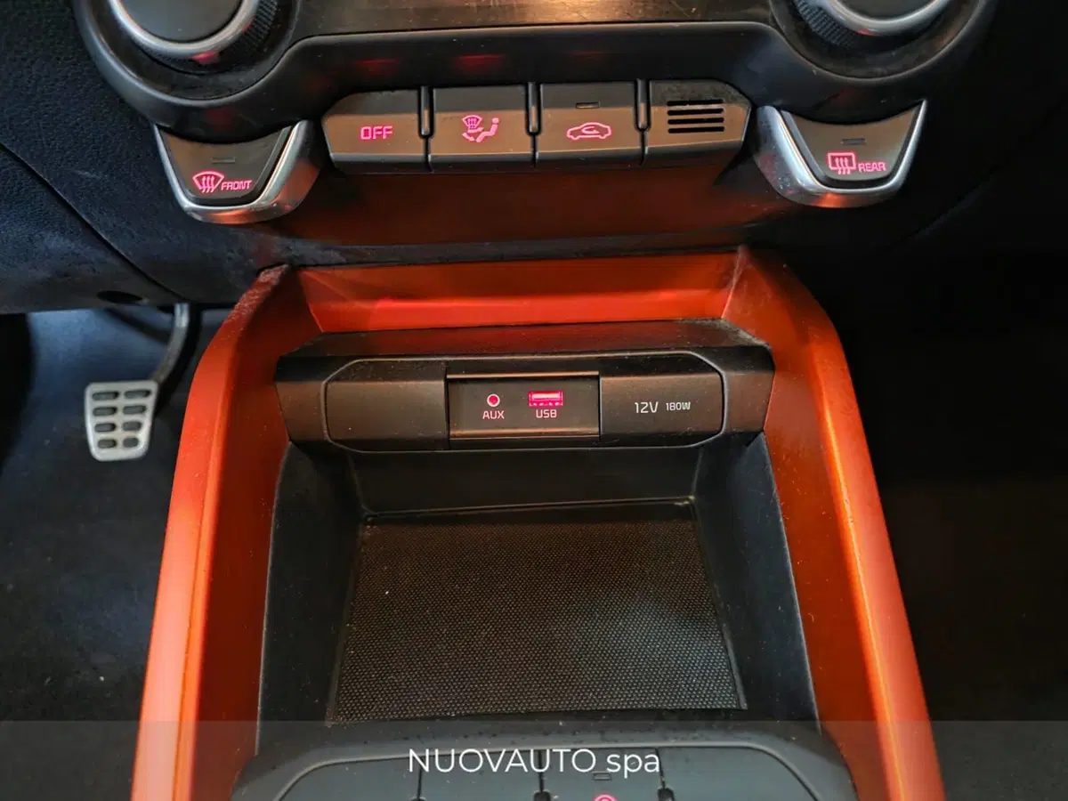 Kia Stonic usata a Arezzo (19)