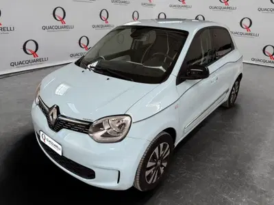 Renault Twingo Techno 22kWh del 2023 usata a Milano