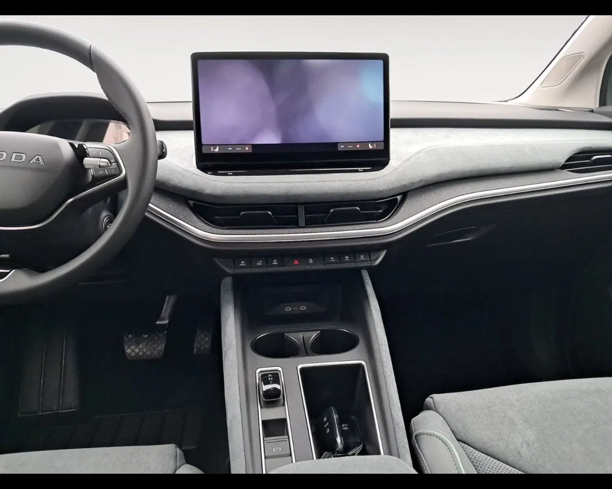 Skoda Enyaq usata a Ravenna (12)