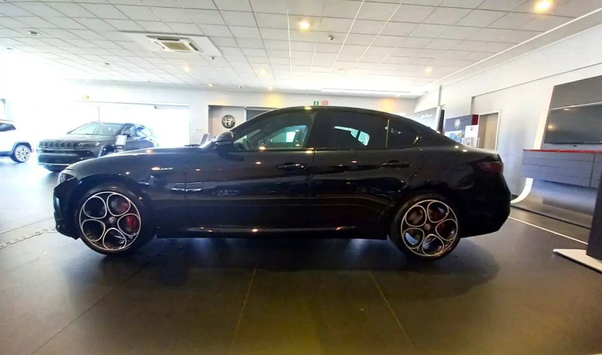 Alfa Romeo Giulia nuova a Benevento (15)