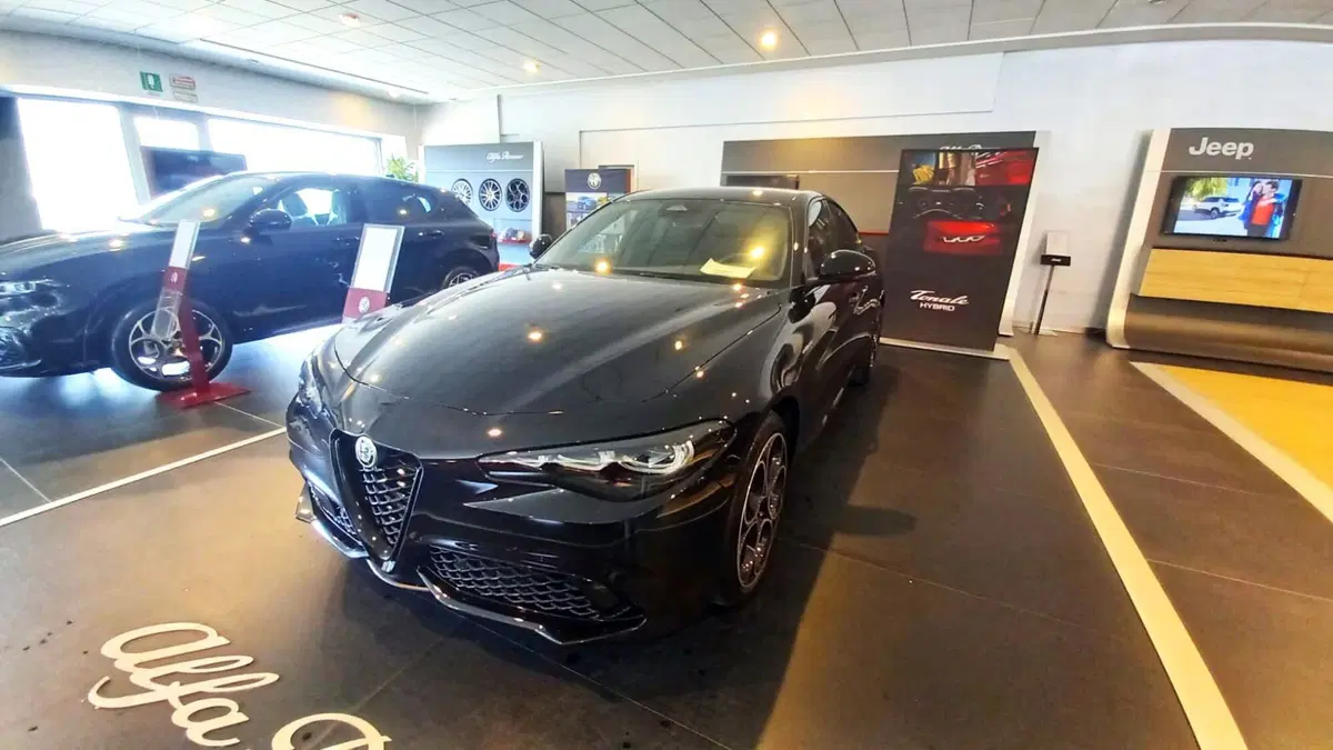Alfa Romeo Giulia nuova a Benevento (2)