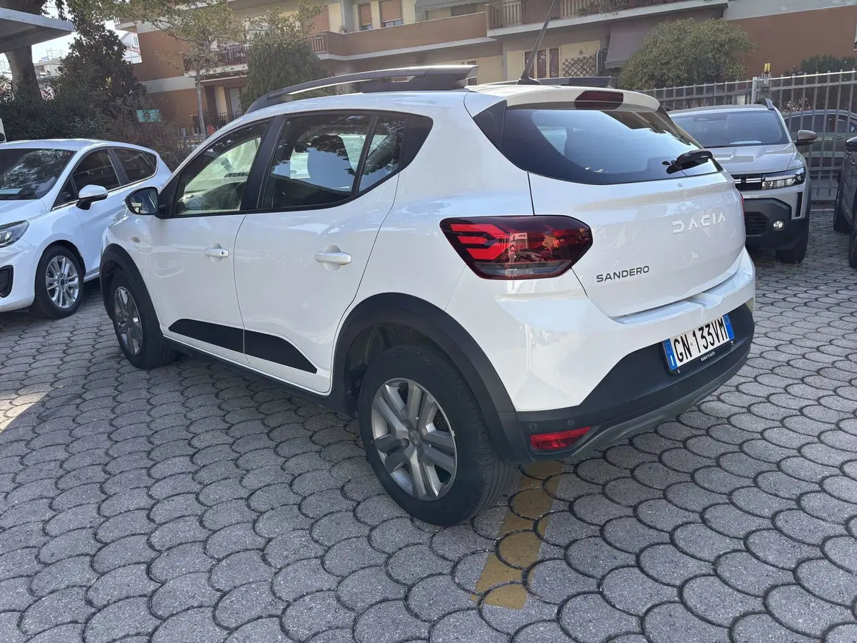 Dacia Sandero usata a Firenze (4)