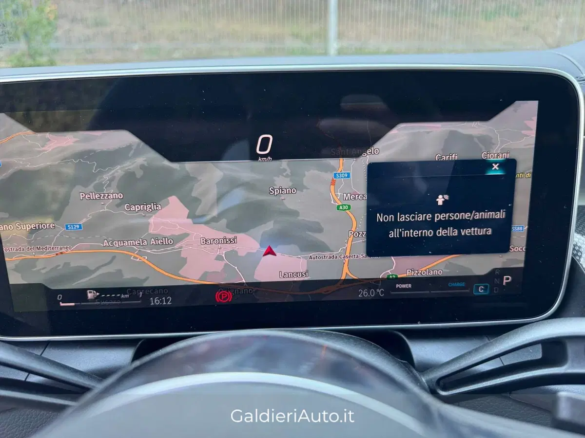Mercedes-Benz GLC Coupé nuova a Salerno (18)