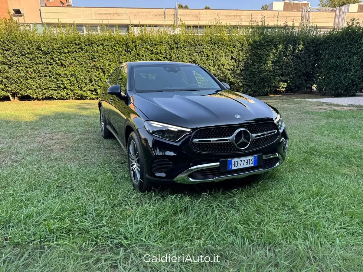 Mercedes-Benz GLC Coupé nuova a Salerno (2)