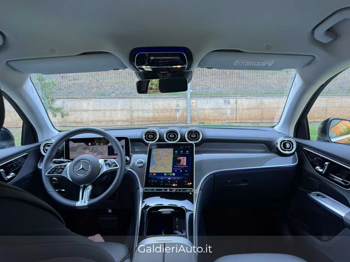 Mercedes-Benz GLC Coupé nuova a Salerno (5)