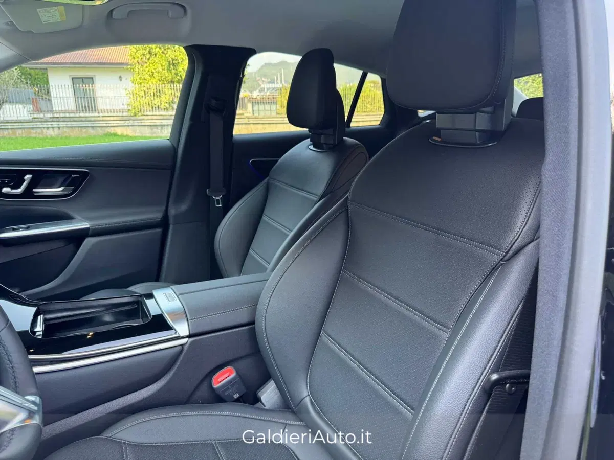 Mercedes-Benz GLC Coupé nuova a Salerno (6)
