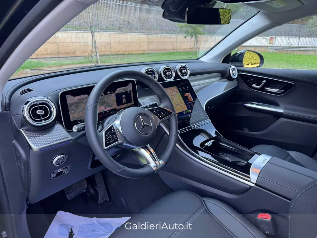 Mercedes-Benz GLC Coupé nuova a Salerno (8)