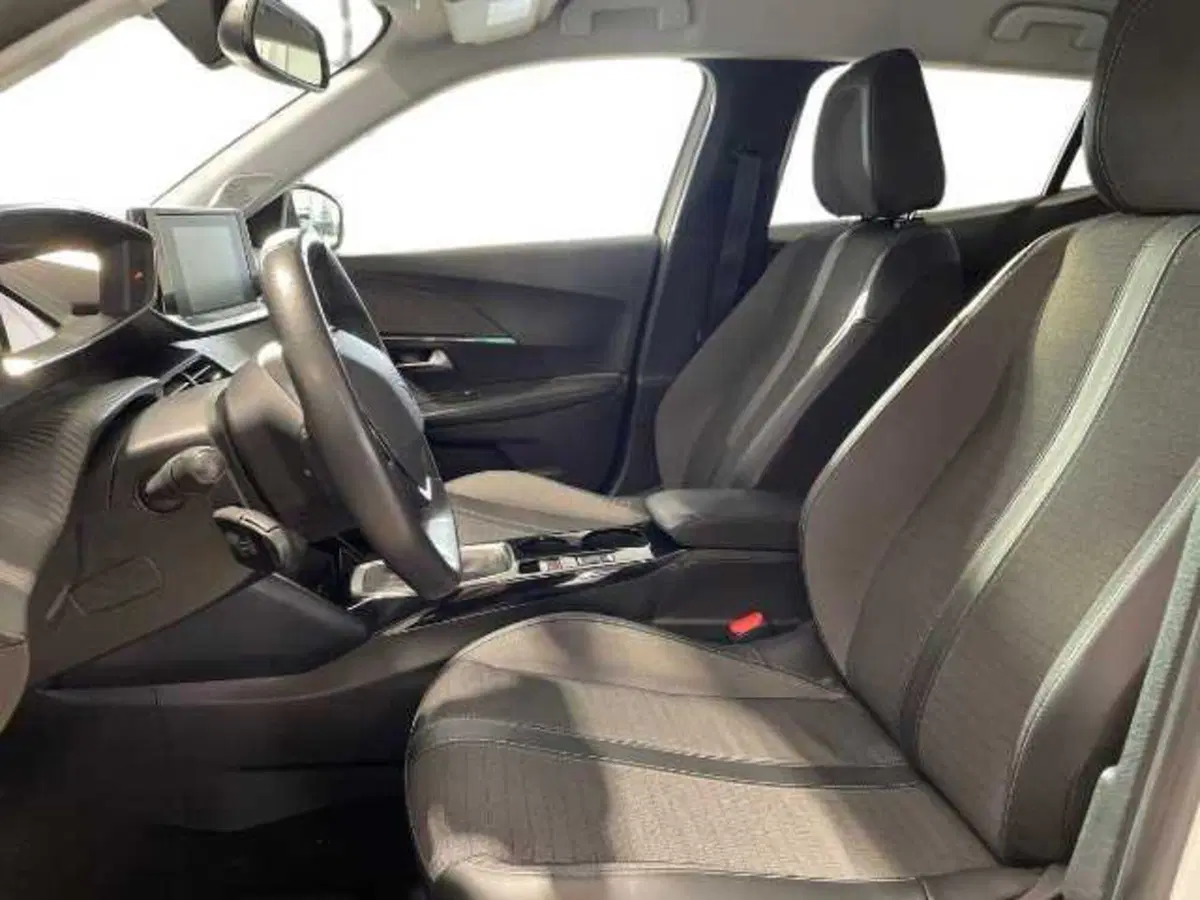 Peugeot 2008 usata a Firenze (9)