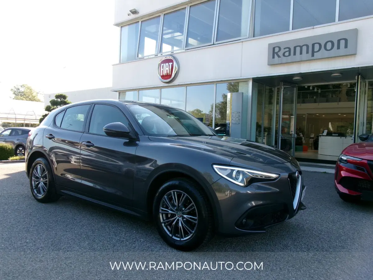 Alfa Romeo Stelvio usata a Venezia (6)