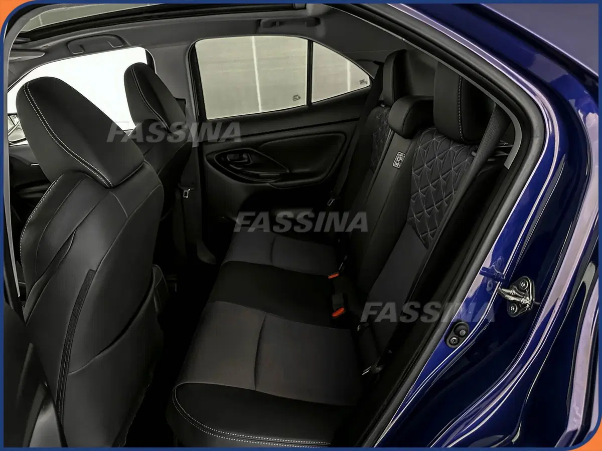 Toyota Yaris Cross usata a Milano (10)