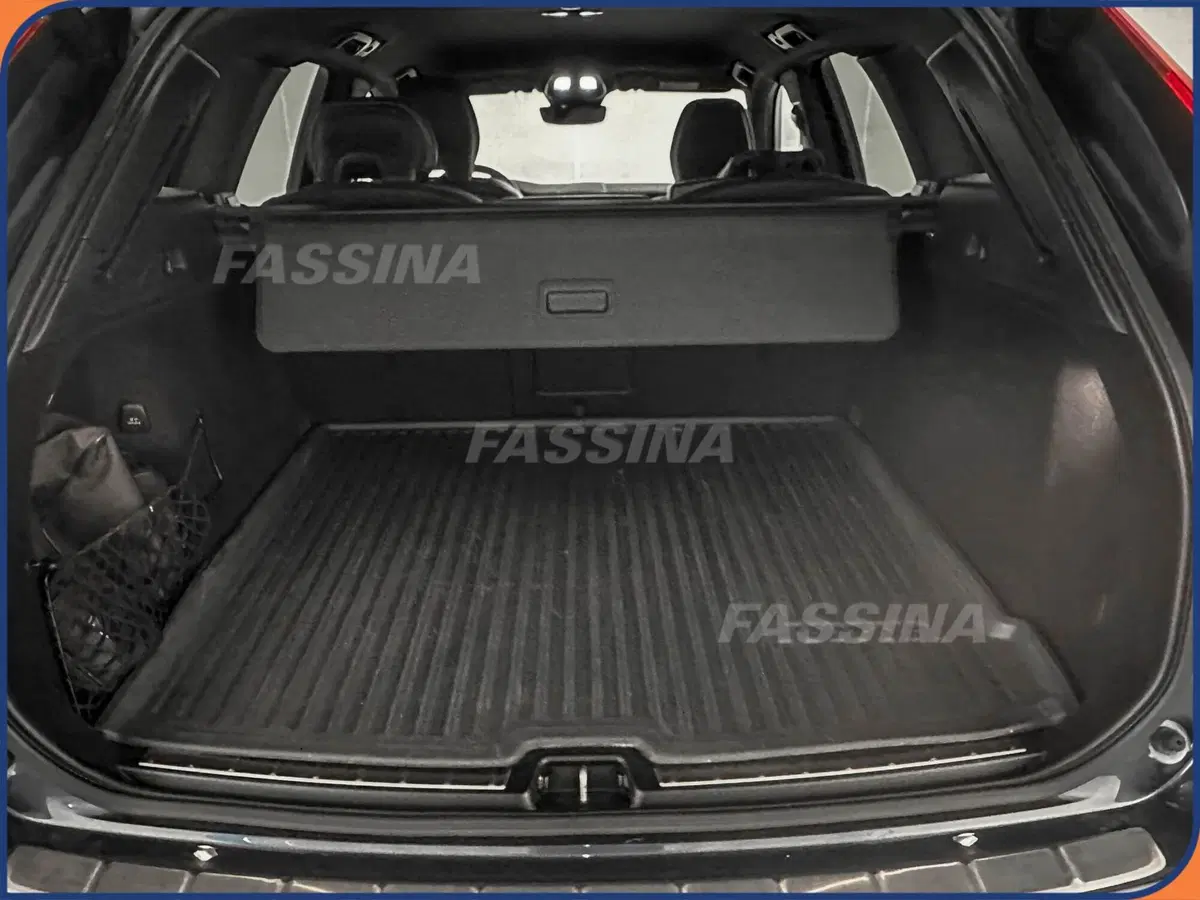 Volvo XC60 usata a Milano (11)