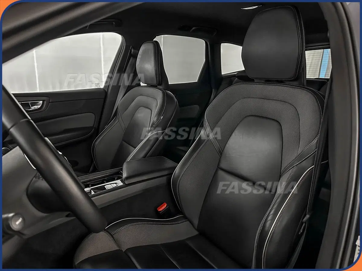 Volvo XC60 usata a Milano (8)
