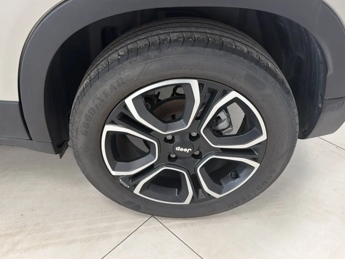 Jeep Avenger usata a Palermo (5)