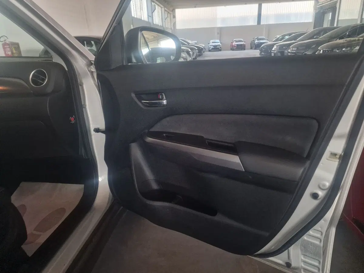 Suzuki Vitara usata a Torino (20)