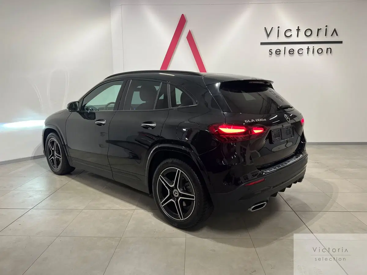 Mercedes-Benz GLA SUV usata a Brescia (5)