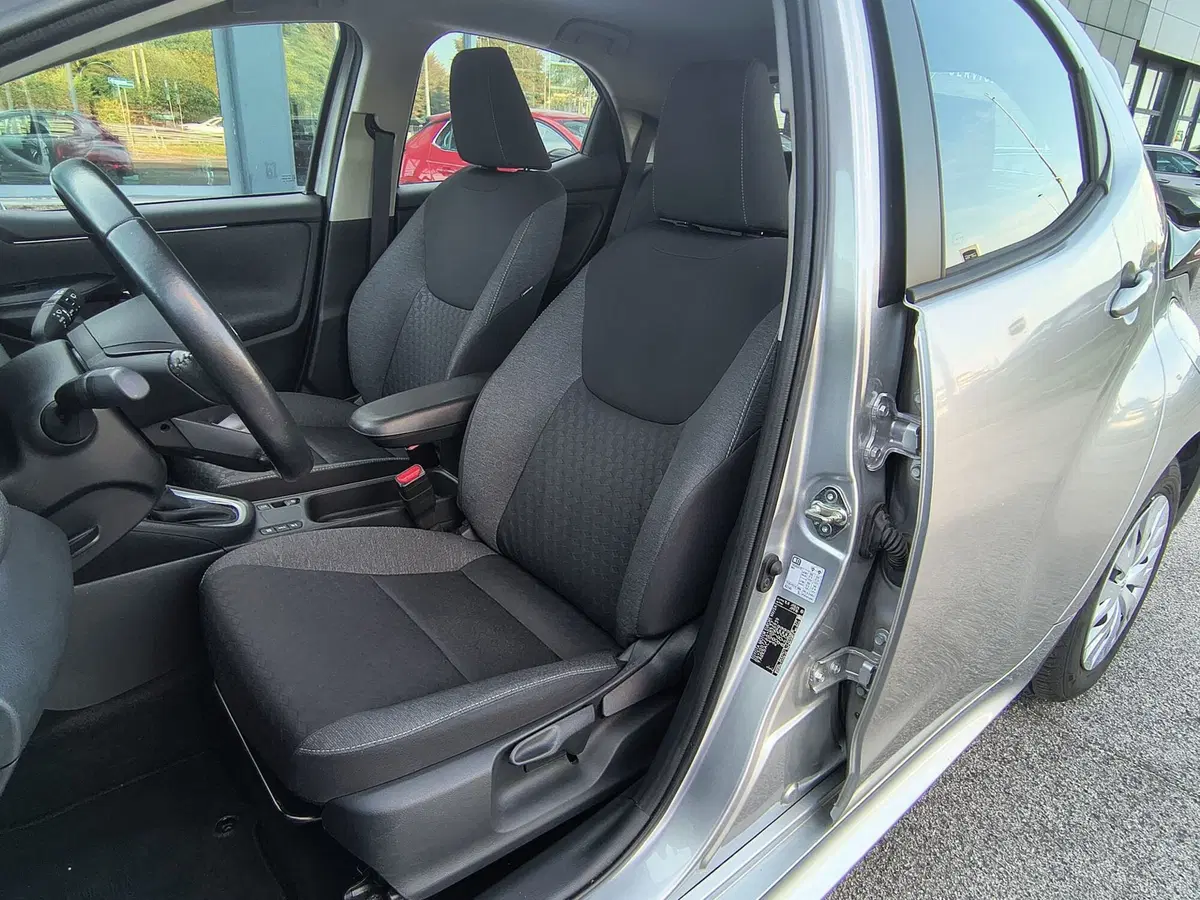 Toyota Yaris usata a Padova (13)