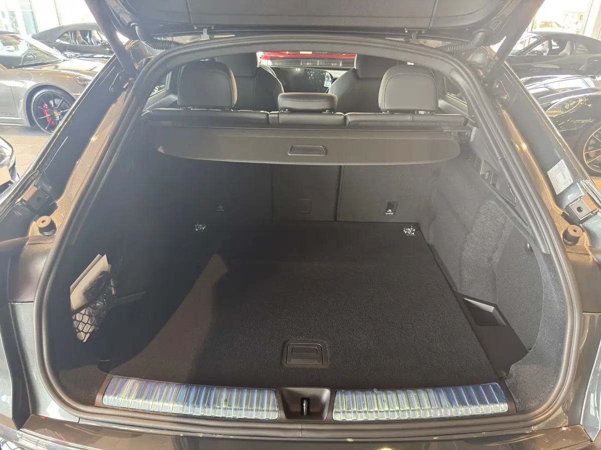 Audi Q5 Sportback nuova a Firenze (10)