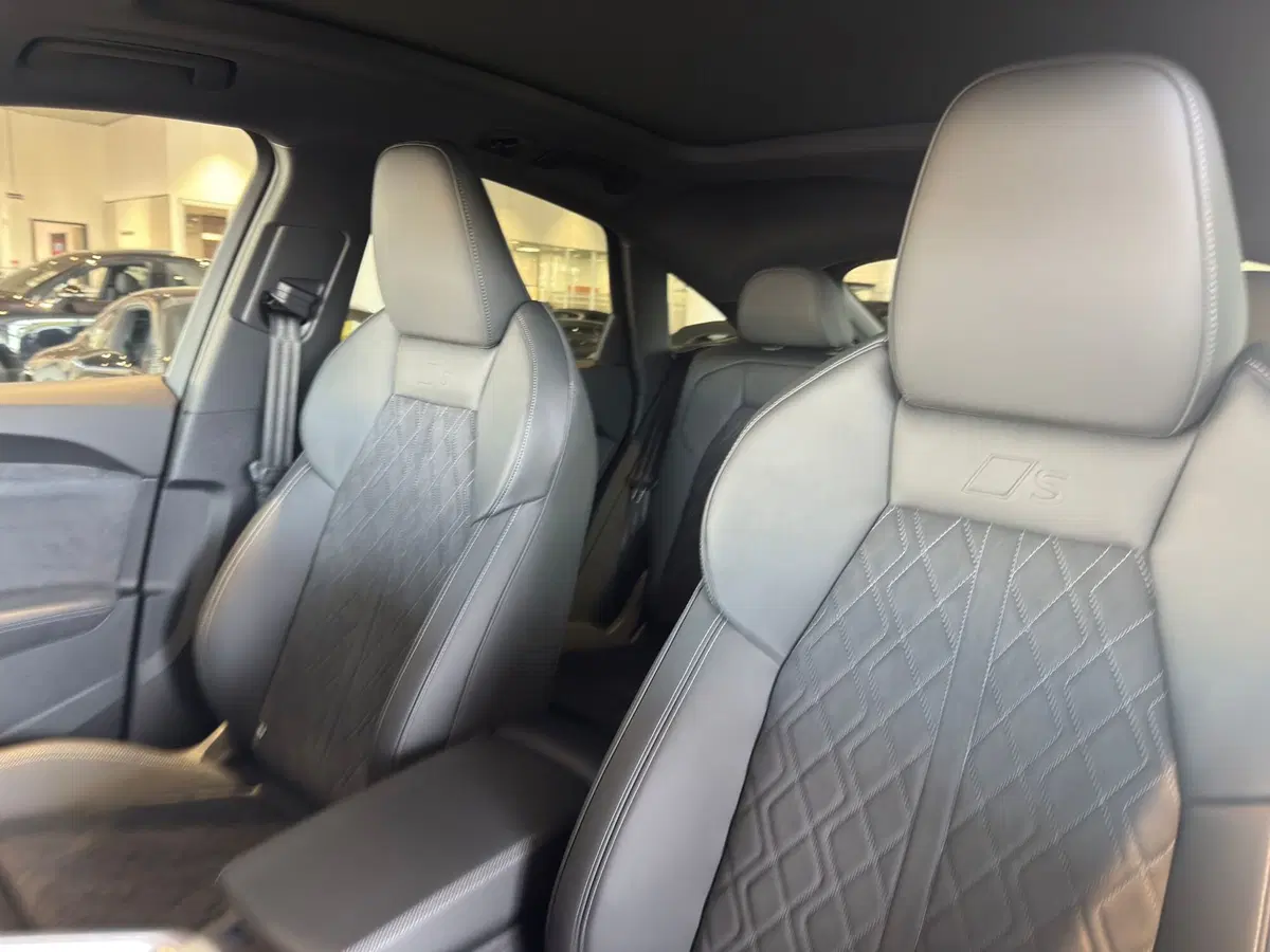 Audi Q5 Sportback nuova a Firenze (20)