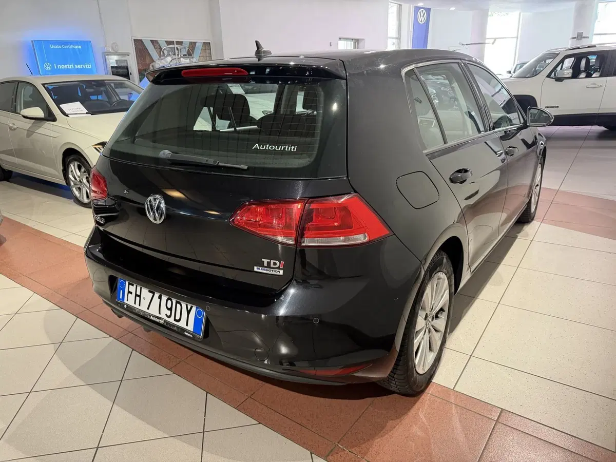 Volkswagen Golf usata a Genova (5)