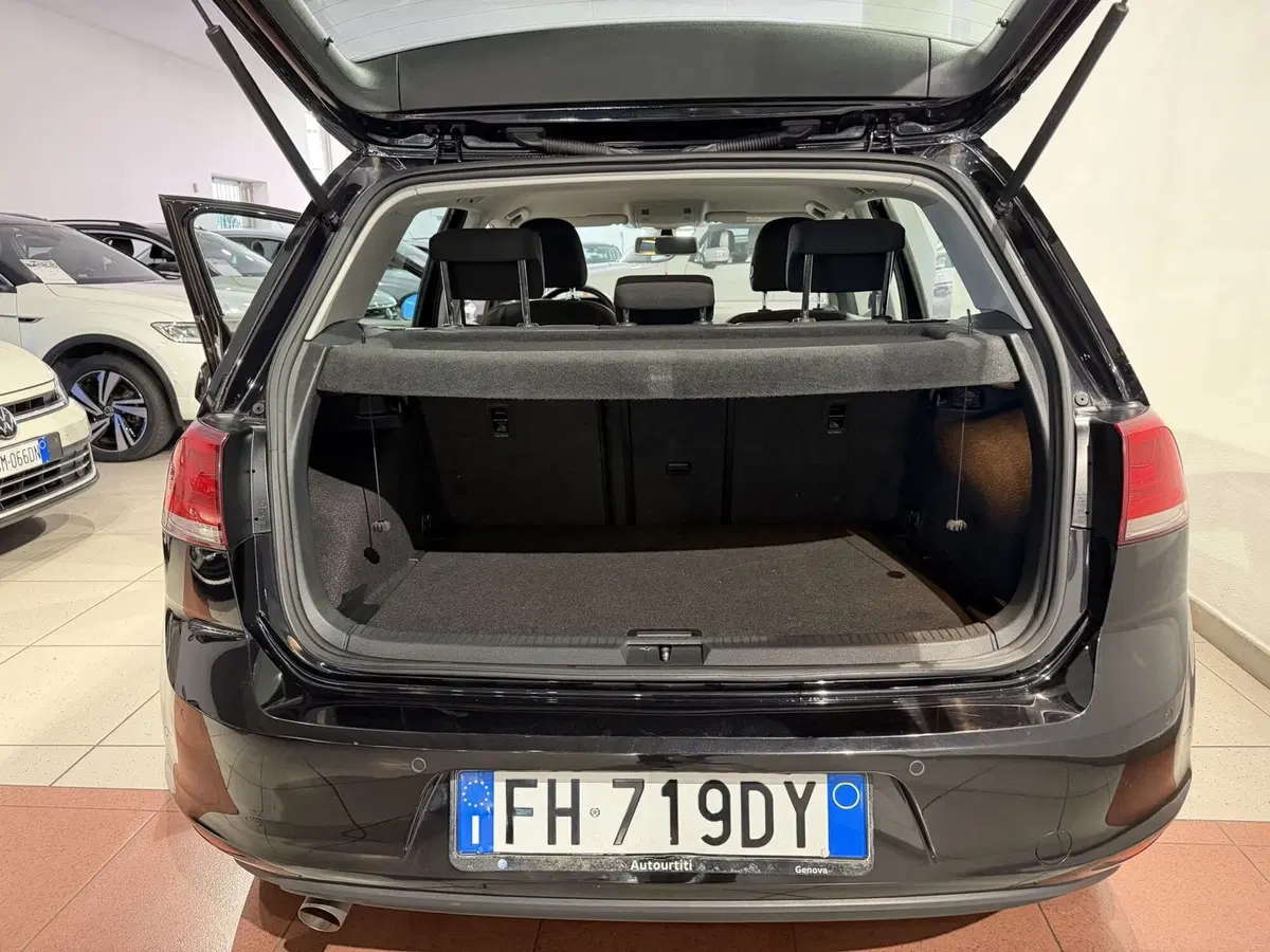 Volkswagen Golf usata a Genova (9)