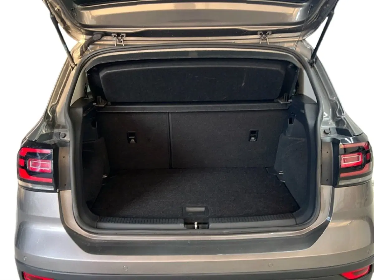 Volkswagen T-Cross usata a Roma (10)