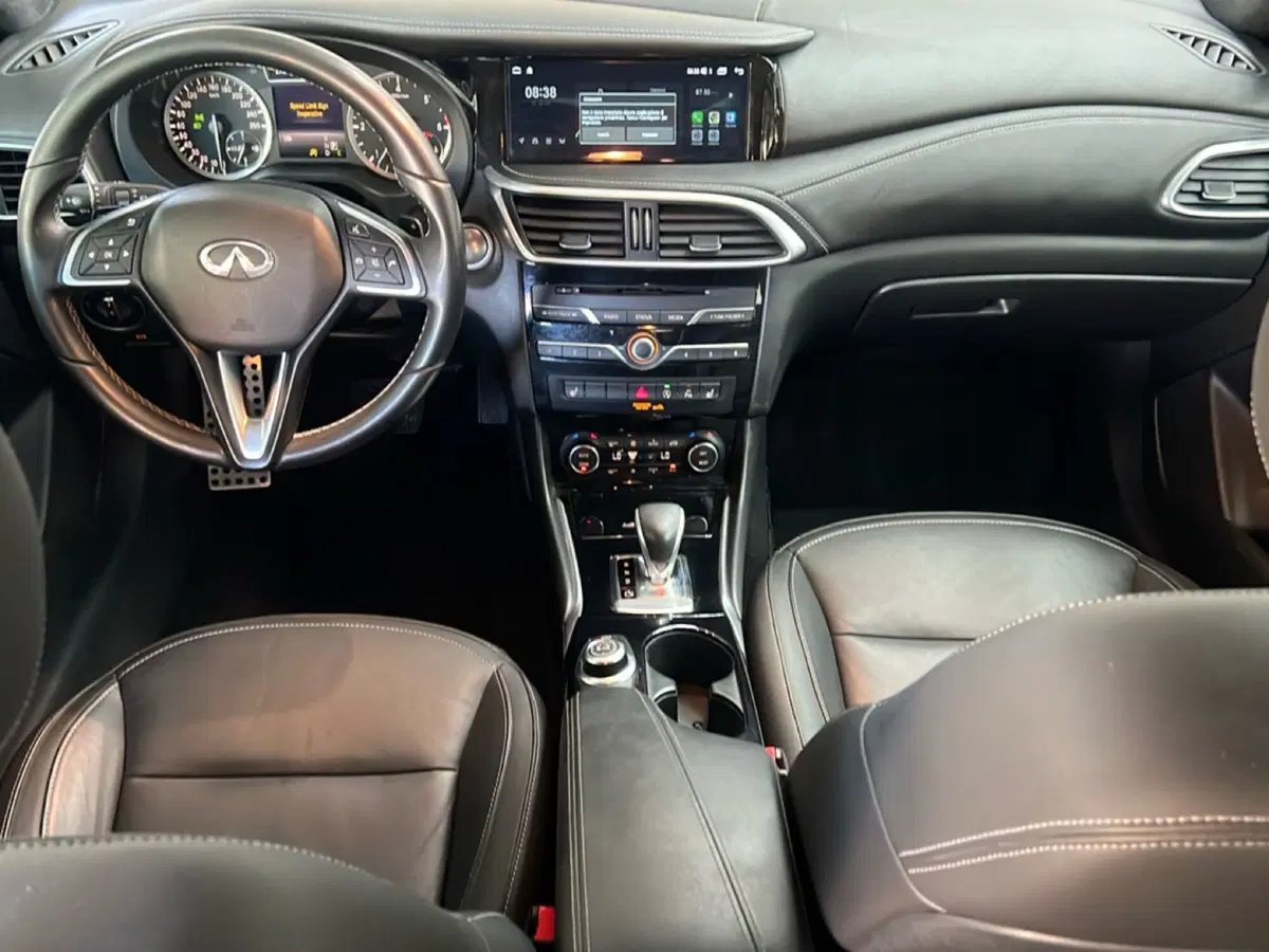 Infiniti QX30 usata a Roma (11)
