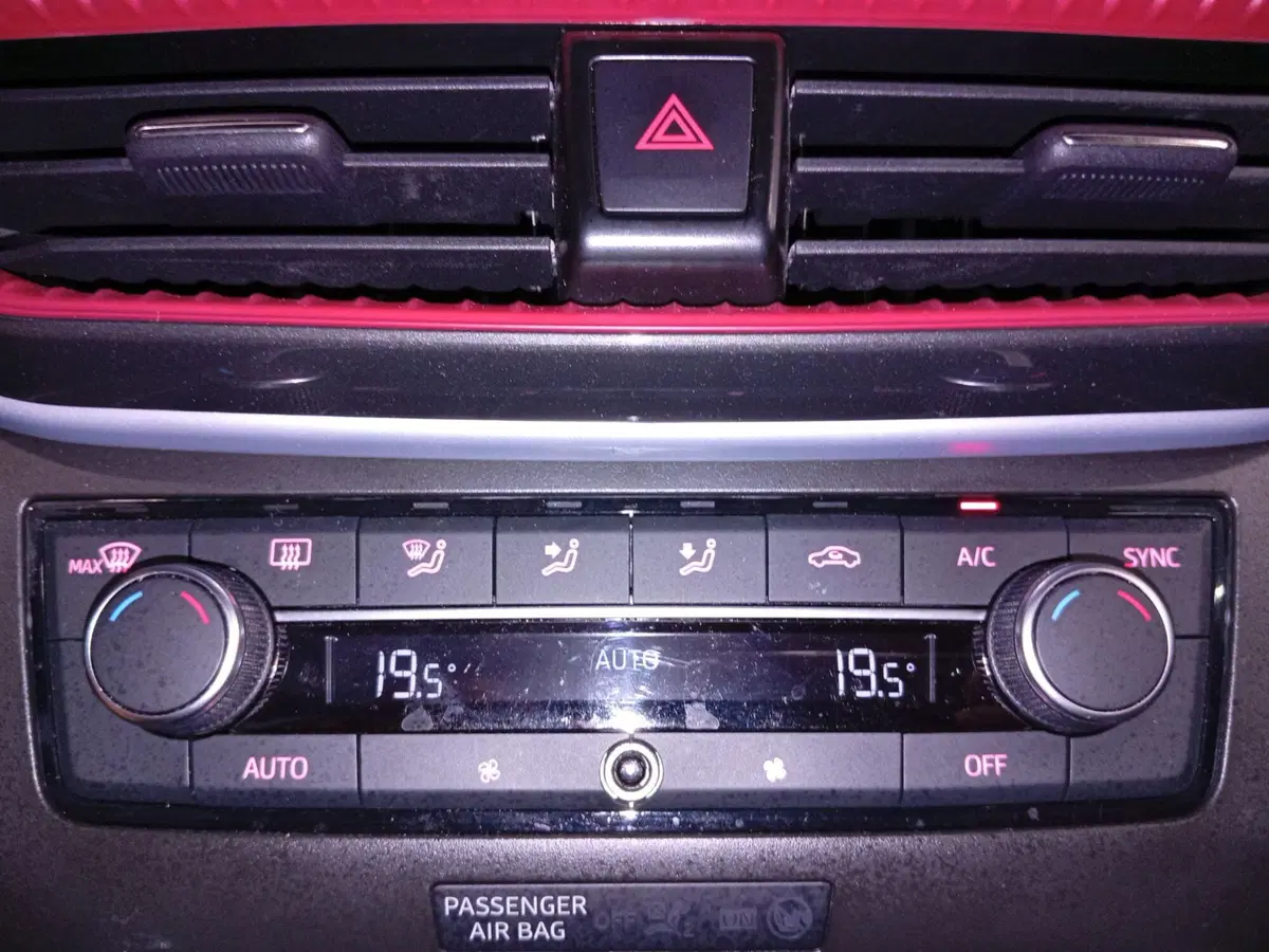 SEAT Arona usata a Varese (14)