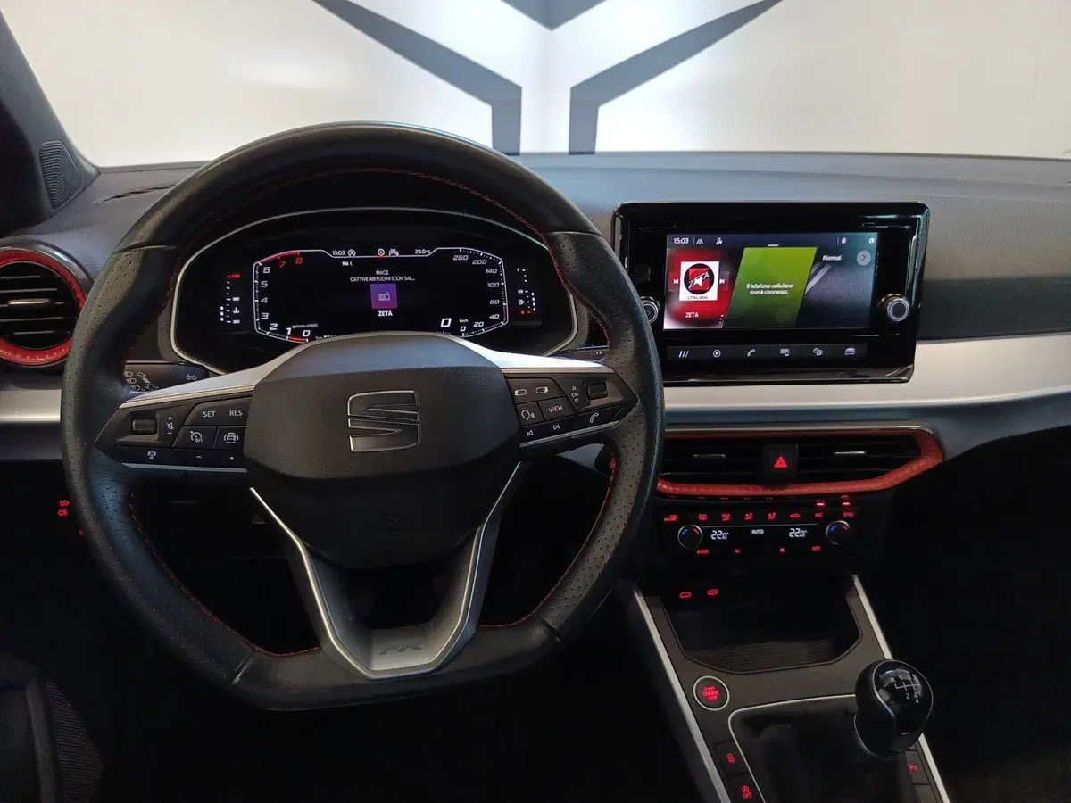 SEAT Arona usata a Varese (11)