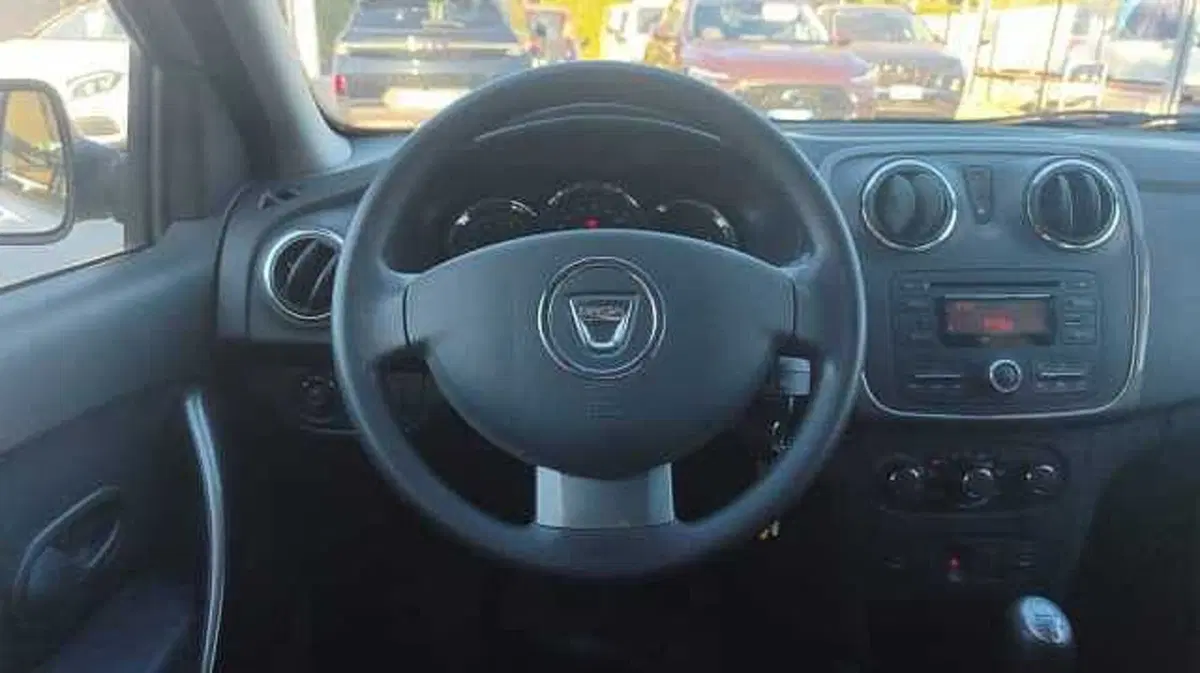 Dacia Sandero usata a Firenze (15)
