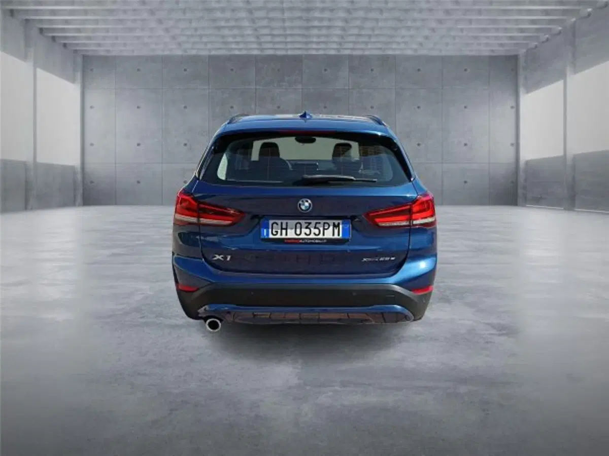 BMW X1 usata a Bari (5)