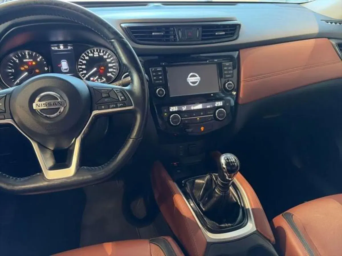 Nissan X-Trail usata a Sassari (9)