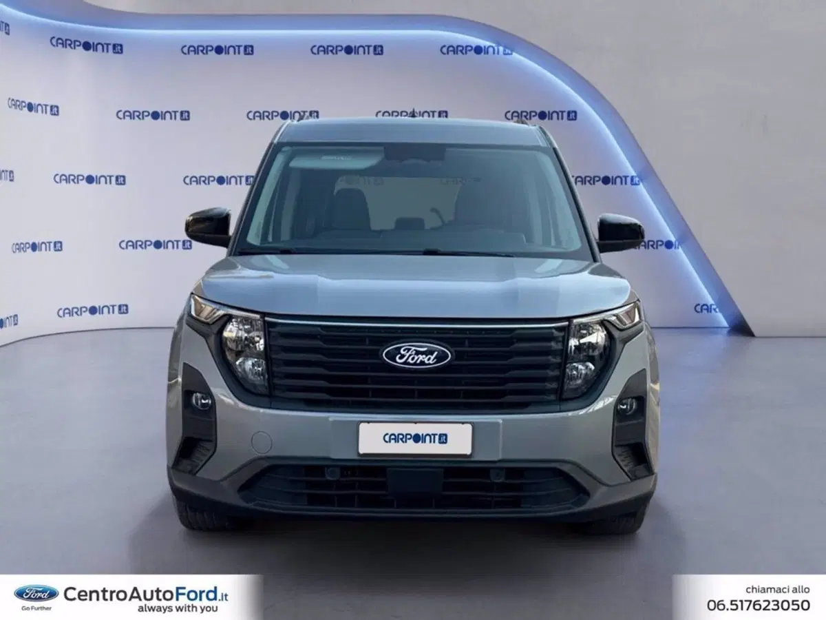 Ford Tourneo Courier usata a Roma (8)