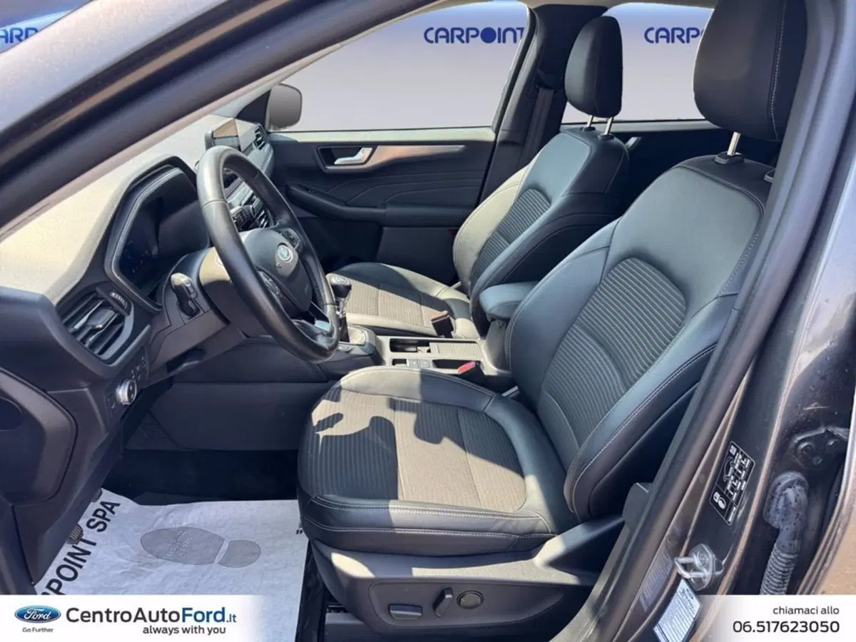 Ford Kuga usata a Roma (9)