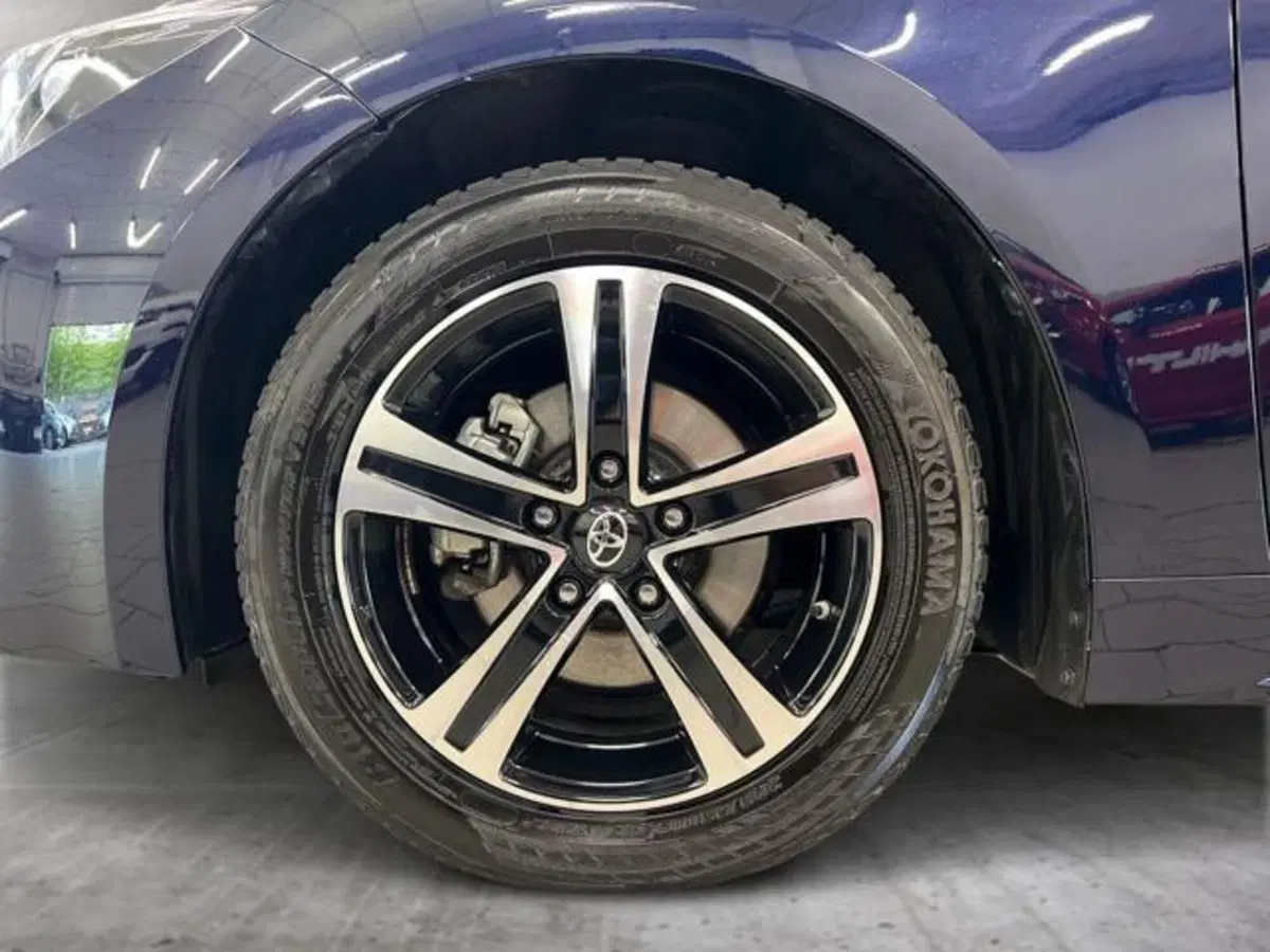 Toyota Corolla Touring Sports usata a Vercelli (15)