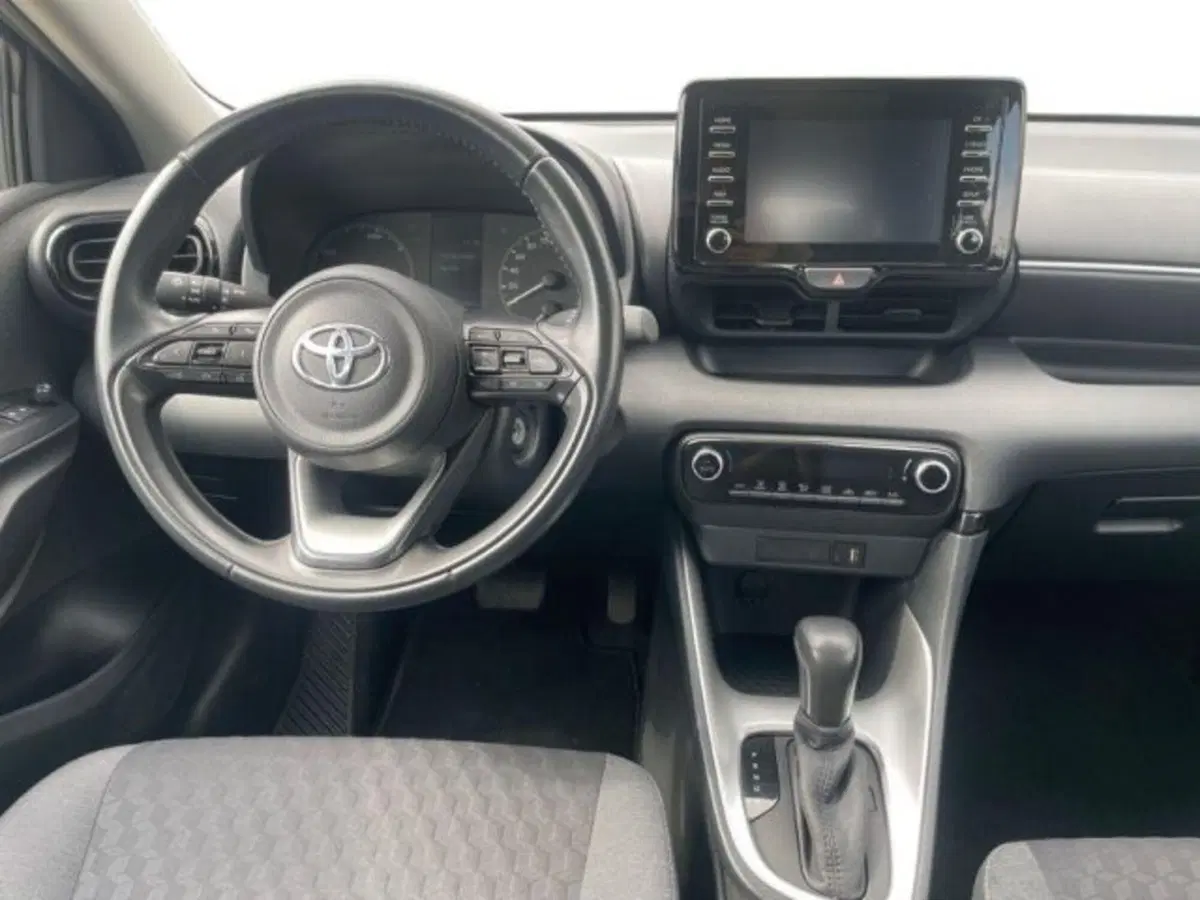 Toyota Yaris usata a Vercelli (8)