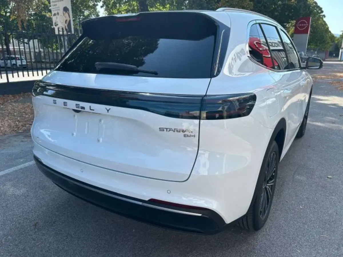 Geely Starray nuova a Firenze (4)