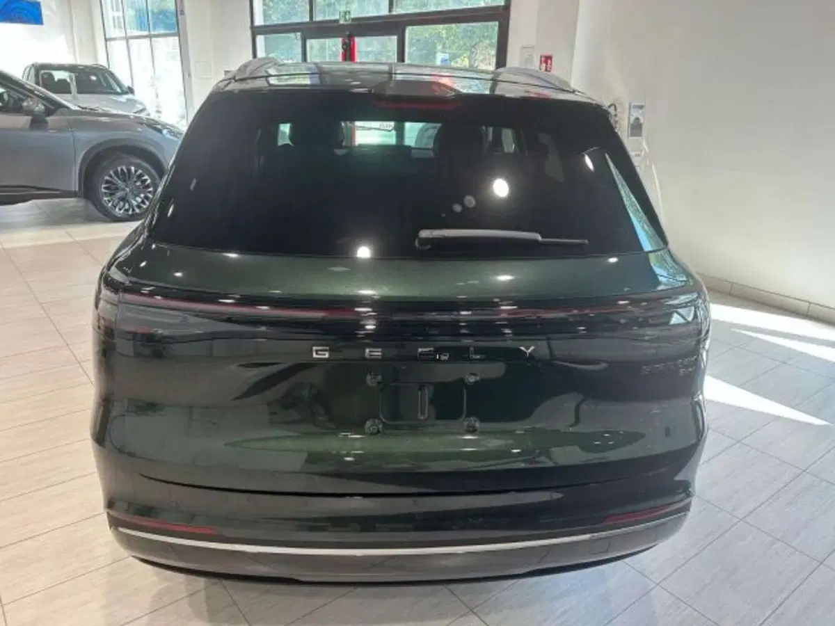 Geely Starray nuova a Firenze (5)